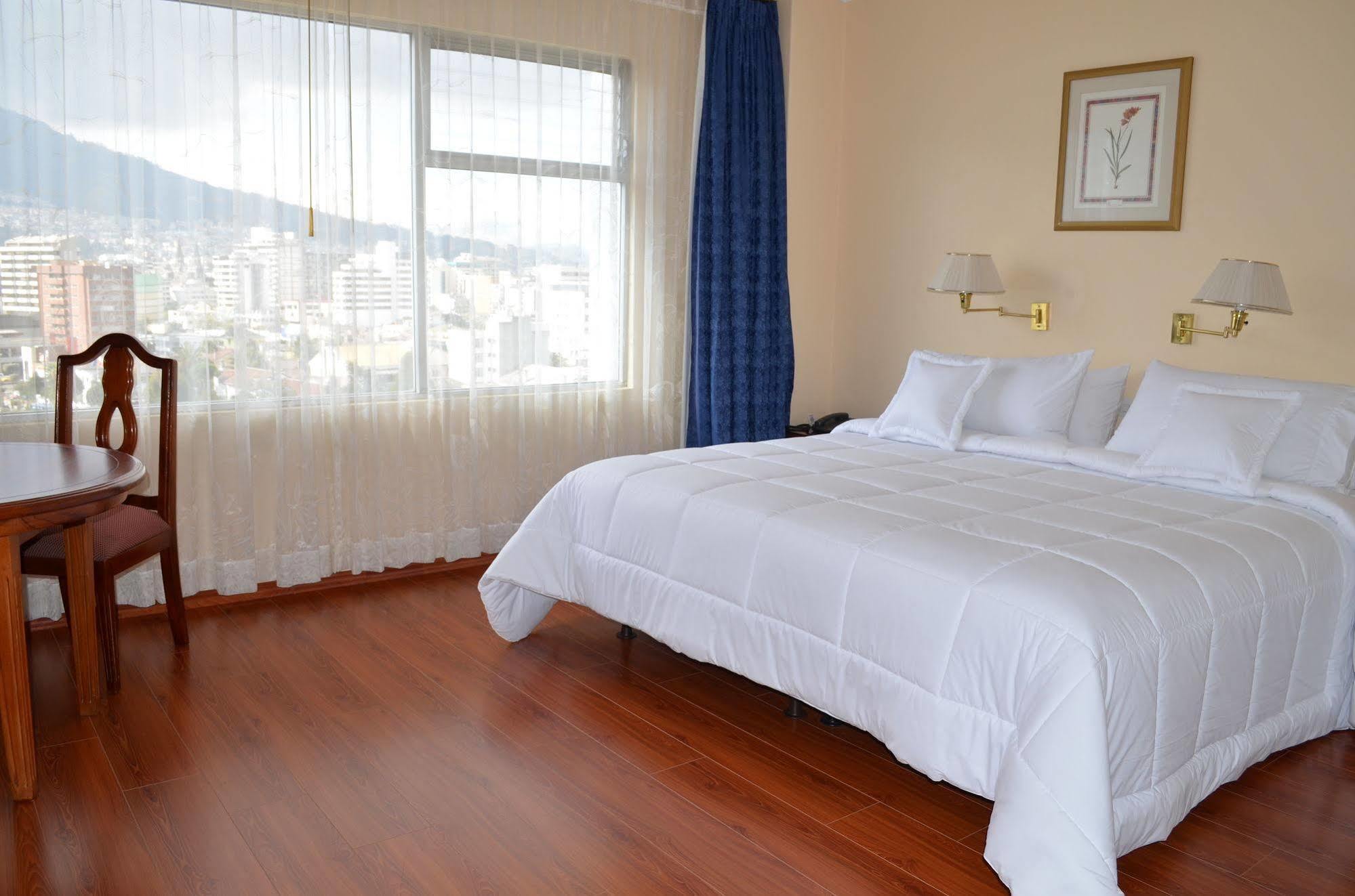 Hotel Tambo Real Quito Buitenkant foto
