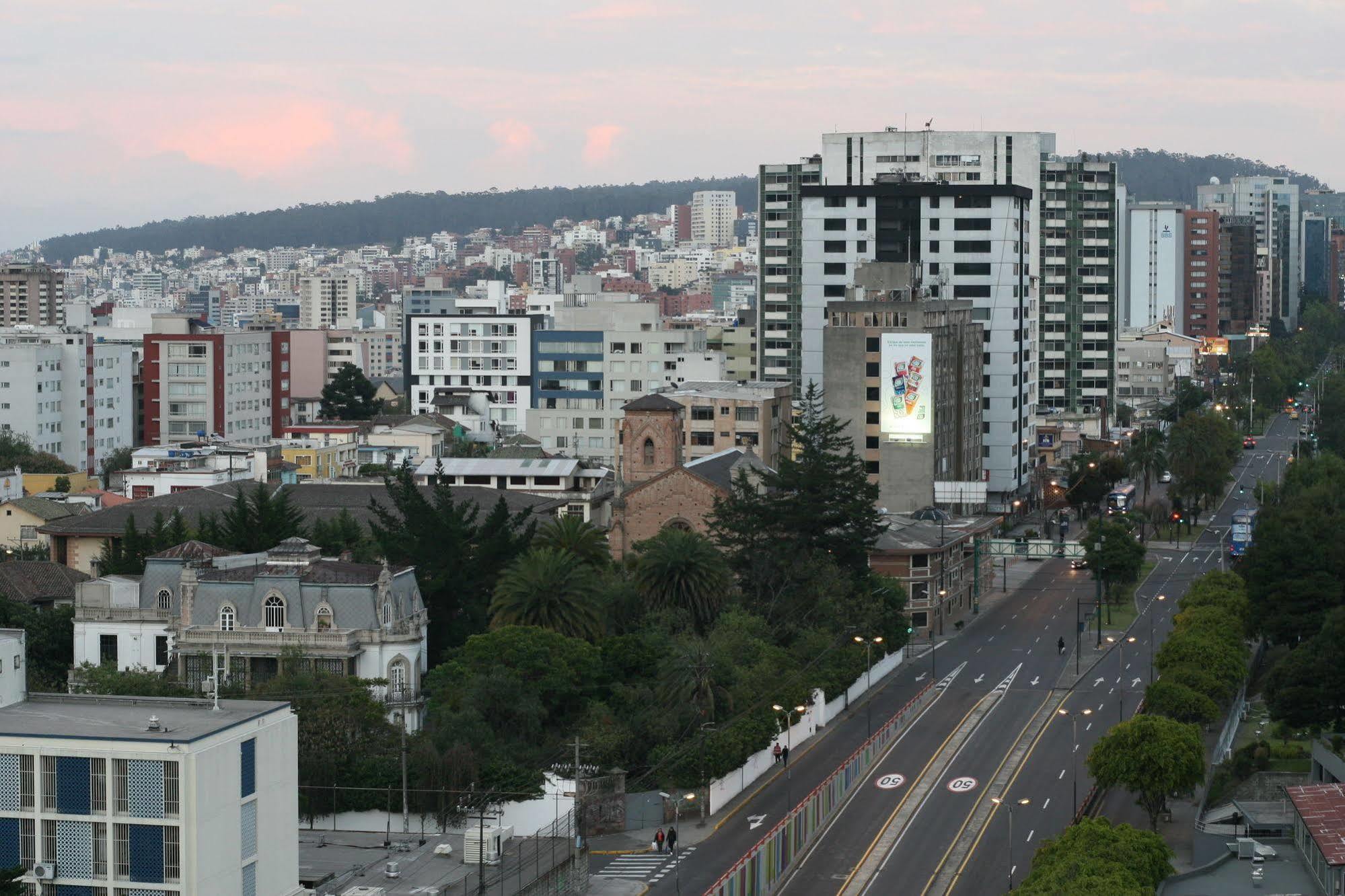 Hotel Tambo Real Quito Buitenkant foto