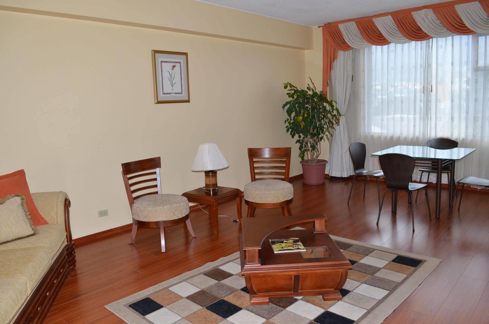 Hotel Tambo Real Quito Buitenkant foto